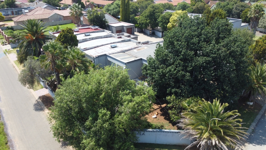 26 Bedroom Property for Sale in La Hoff North West